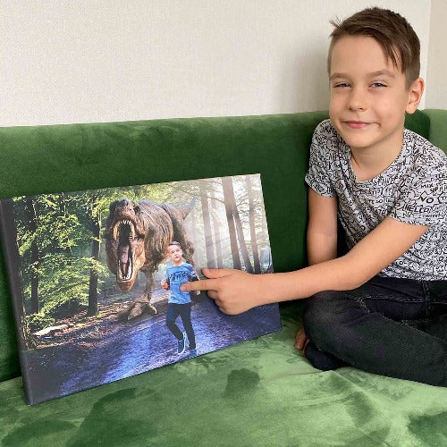 Customer with Dino Forest canvas 2